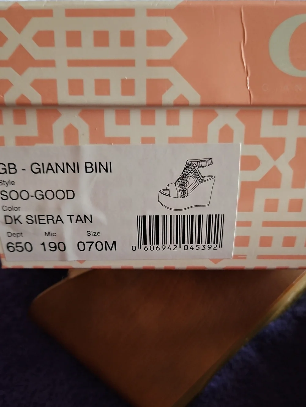 NWT Gianni Bini Soo-Good Sierra Tan Wood Look Platform Wedge, Size 7 M